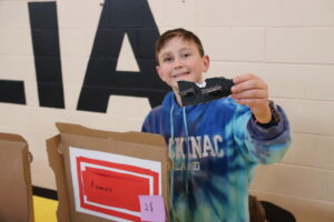KNAPP FOREST ELEMENTARY MUSIC TEACHER HONORED BEFORE RETIREMENT