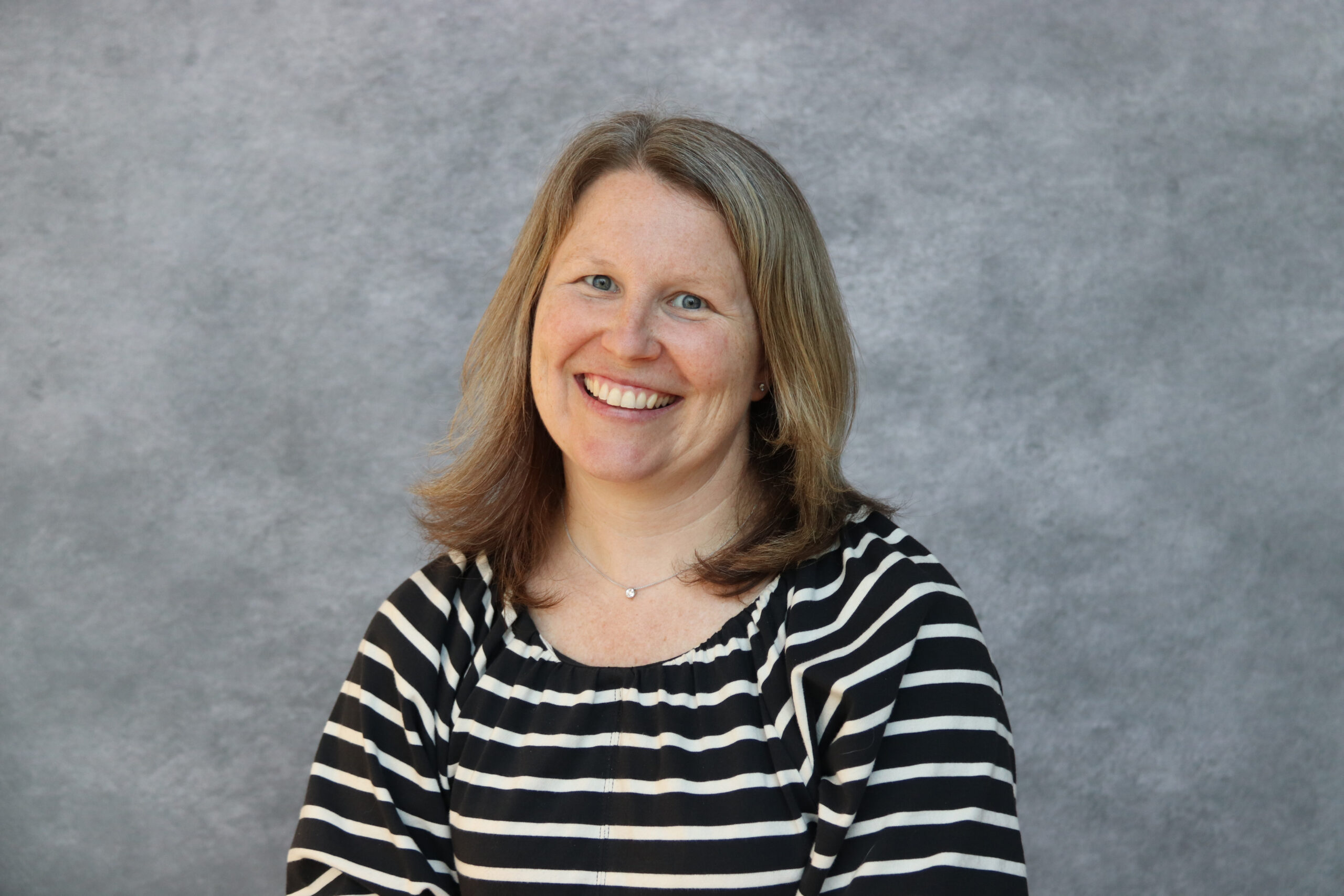 Heather McKinney Rewa headshot