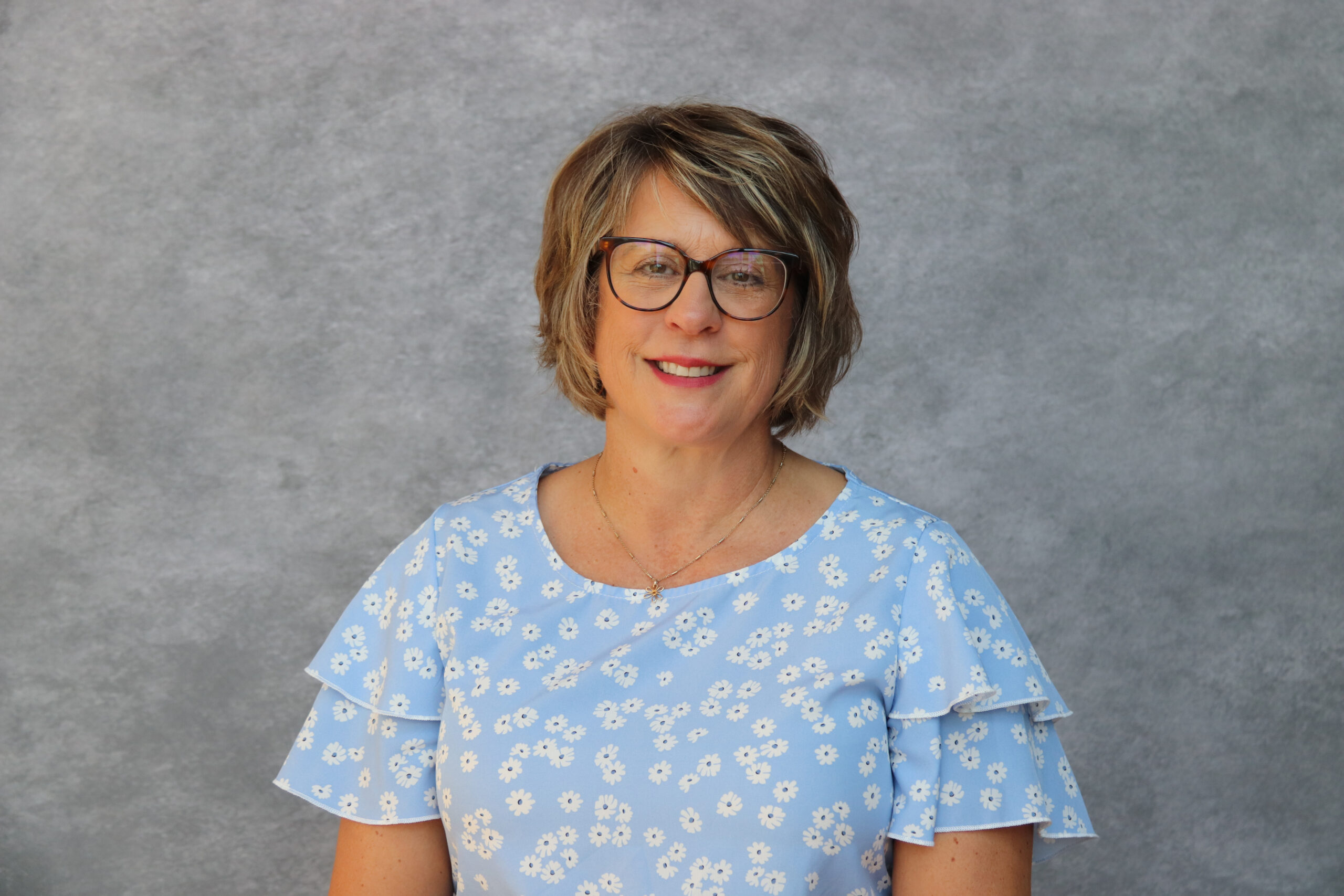 Lisa Roedel headshot