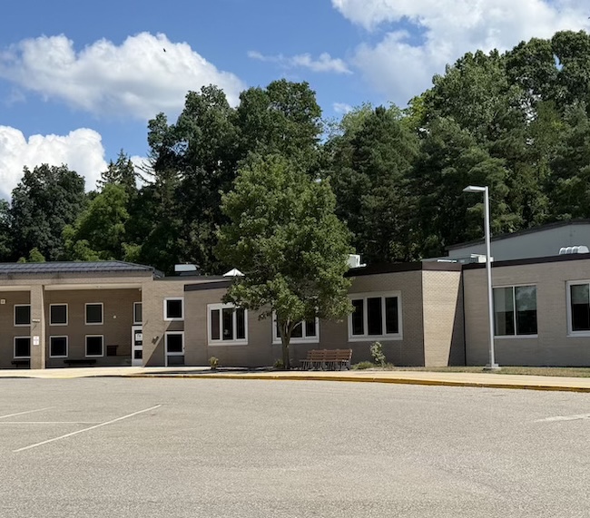 Front of Ada Vista Elementary