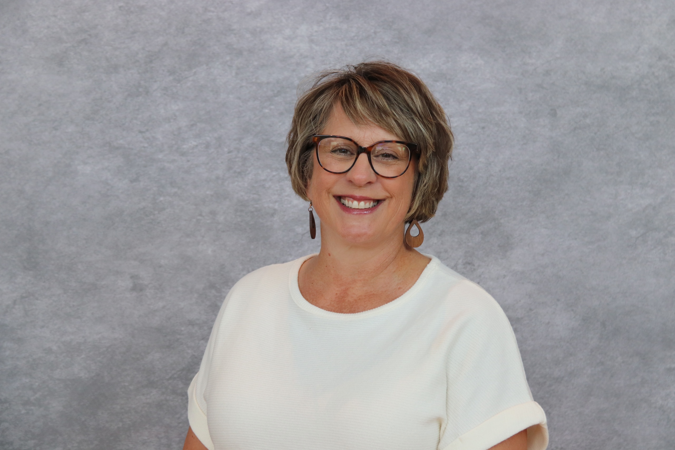 Lisa Roedel Headshot